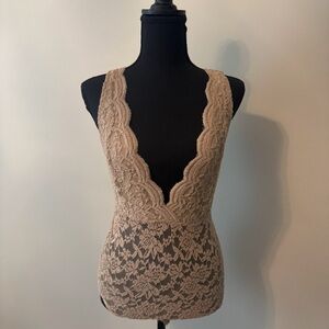 Lace Scalloped V-Neck Top